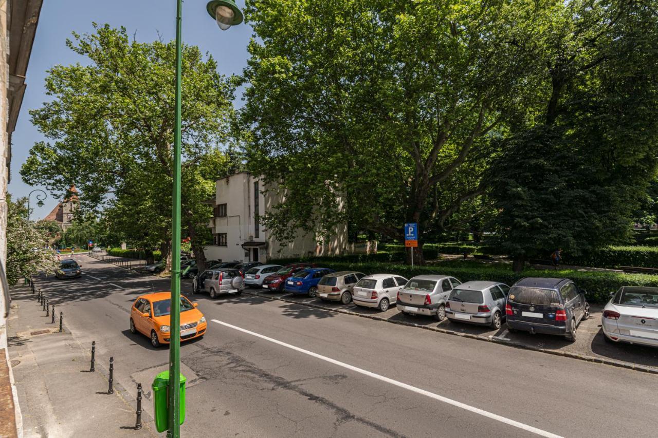 Sabin Apartments Private Parking Brasov Exterior photo